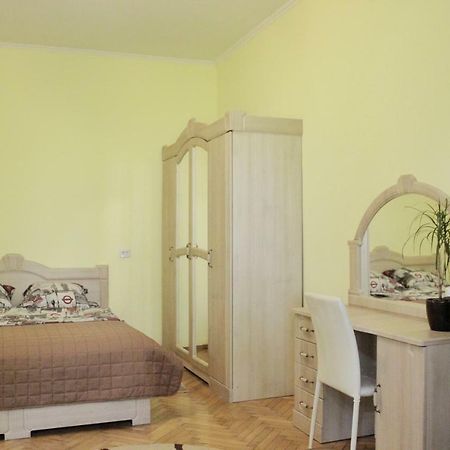 Квартира По Вул.Огієнка 13/5 Lviv Exterior foto